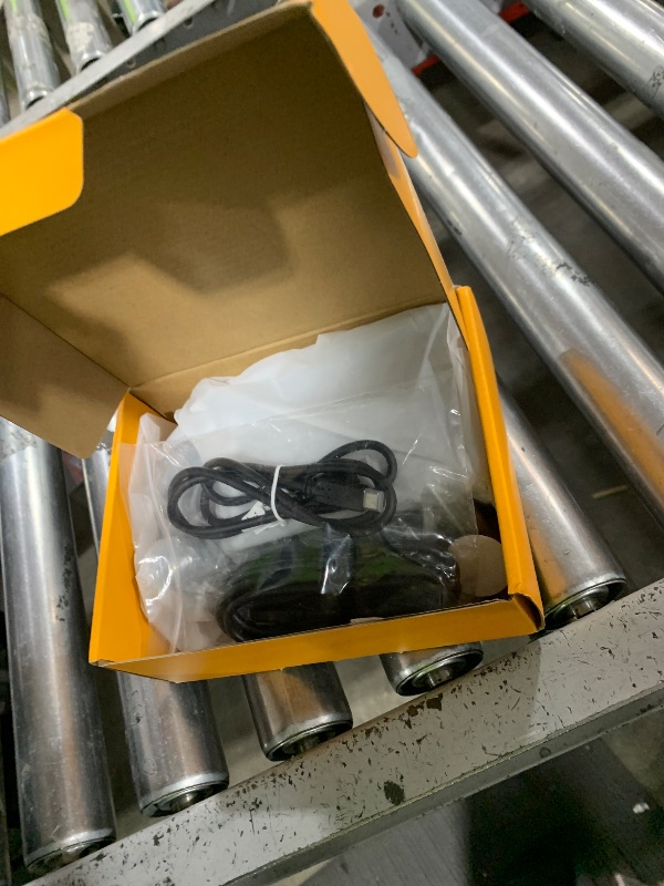 Photo 1 of KVM Switch 3 Monitors for 1 Laptop and 1 Desktop 4K@60Hz, USB C HDMI Three Monitor KVM Switch,Docking Station KVM Switches with 4 USB 3.0 Port, 87W PD Charging