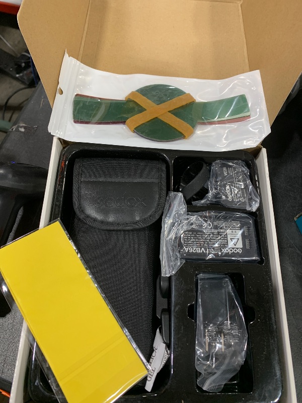 Photo 1 of Godox V1 V1F V1-F TTL Flash for Fujifilm, 2.4G Round Head Camera Flash HSS 1/8000s Speedlite for Fuji, 2980mAh Li-ion Battery, 1.5s Recycle time, 10 Level LED Modeling Lamp, 480 Full Power Shots