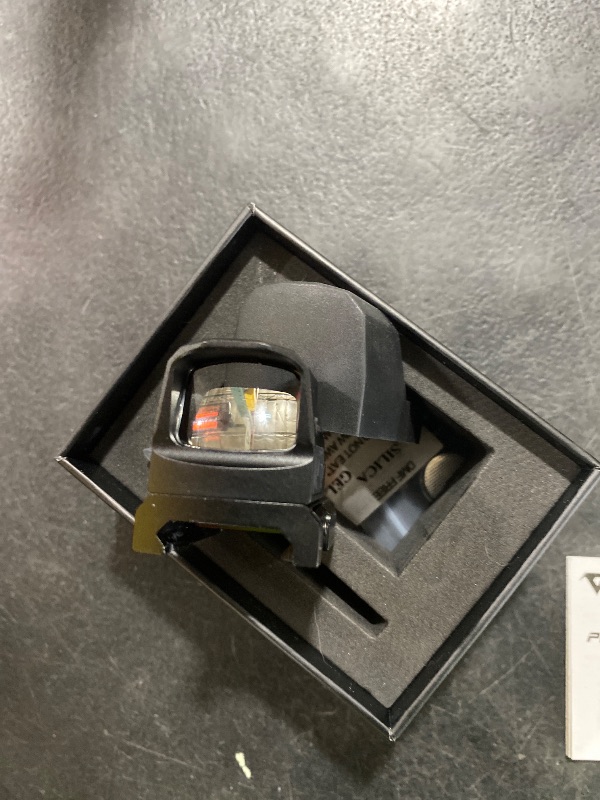 Photo 1 of VOTATU PMD505-SG Shake Awake Green Dot 3 MOA Micro Reflex Sight Compatible with RMS/RMSc Slide Footprint Pistol Optics, Picatinny Mount Included