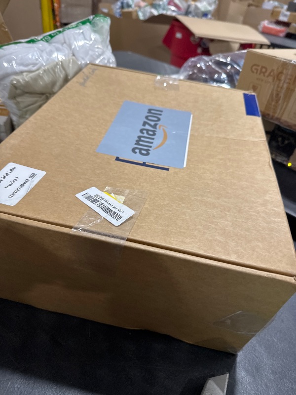 Photo 1 of REST® Evercool® Cooling Comforter, King/Cali King, Blanket for Hot Sleepers, All Season Bedding to Keep Cool for Night Sweats, Breathable Lightweight Duvet, 106x90 Inches, Midnight Blue