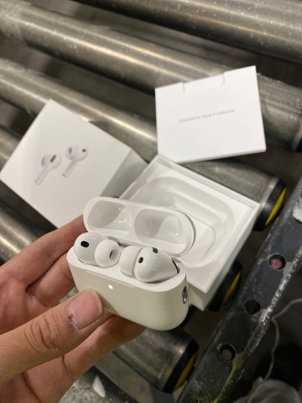 Photo 1 of Apple AirPods Pro 3 Wireless Earbuds, Active Noise Cancellation, Live Translation, Heart Rate Sensing,Hearing Aid Feature,Bluetooth Headphones,Spatial Audio, High-Fidelity Sound, USB-C Charging, White