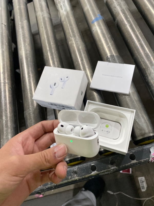 Photo 1 of Apple AirPods Pro 3 Wireless Earbuds, Active Noise Cancellation, Live Translation, Heart Rate Sensing,Hearing Aid Feature,Bluetooth Headphones,Spatial Audio, High-Fidelity Sound, USB-C Charging, White