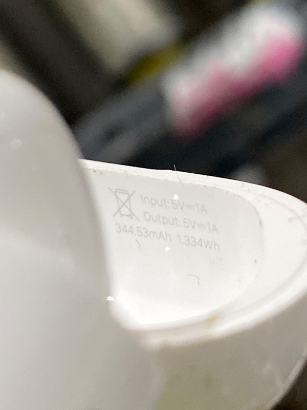 Photo 1 of Apple AirPods Pro 3 Wireless Earbuds, Active Noise Cancellation, Live Translation, Heart Rate Sensing,Hearing Aid Feature,Bluetooth Headphones,Spatial Audio, High-Fidelity Sound, USB-C Charging, White