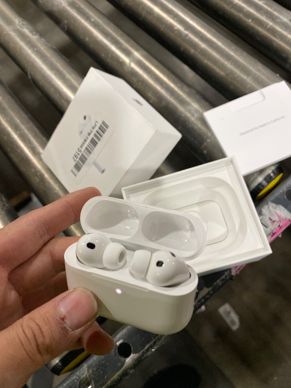 Photo 1 of Apple AirPods Pro 3 Wireless Earbuds, Active Noise Cancellation, Live Translation, Heart Rate Sensing,Hearing Aid Feature,Bluetooth Headphones,Spatial Audio, High-Fidelity Sound, USB-C Charging, White