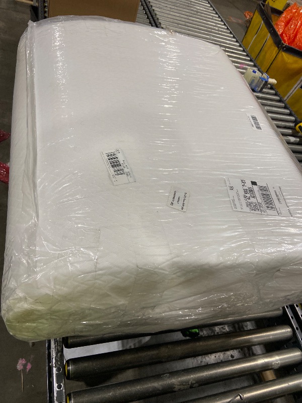 Photo 1 of Zinus 8-Inch Twin Cooling Essential Memory Foam Mattress, White, Medium Feel, Fiberglass Free, Certified Safe Materials