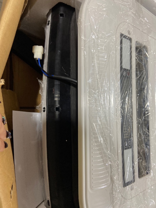 Photo 1 of AIR CONDITIONER FOR RV 12V