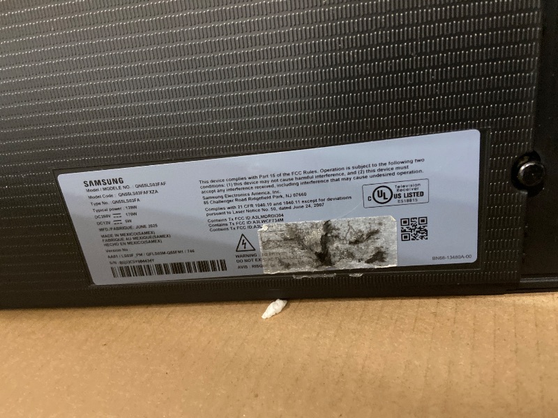 Photo 1 of FOR PARTS ONLY - Samsung 55-Inch Class The Frame LS03F 4K QLED Smart TV (2025 Model) Slim Fit Wall Mount, Modern Frame Design, NQ4 AI Gen2 Processor, Art Mode, Artful Picture Quality, Samsung Vision AI, Alexa Built-in