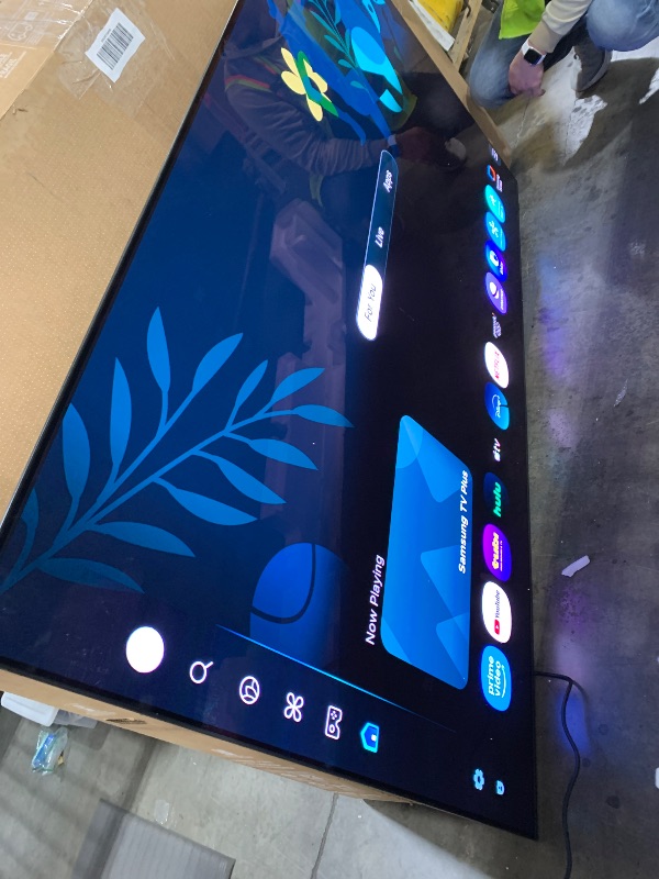 Photo 1 of Samsung 77-Inch Class OLED S90F 4K Smart TV (2025 Model) NQ4 AI Gen3 Processor, Upscaling Pro, HDR +, Motion Xcelerator 144Hz, Samsung Vision AI, Alexa Built-in