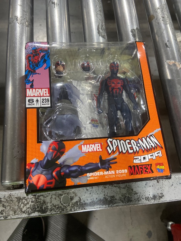 Photo 1 of MAFEX No. 239 SPIDER-MAN 2099 Spider-Man 2099 (COMIC Ver.) Total Height: Approx. 6.1 inches (155 mm), Non-scale, Painted Action Figure
