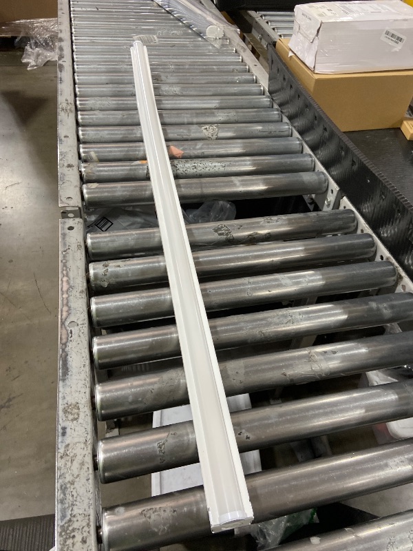 Photo 1 of Lithonia Lighting 1 Light LED Strip Light, 4 Foot LED Ceiling Lighting Fixture, 2500 Lumens, 4000K, 80CRI, 20W, Kitchen and Garage Use (MNSL L46 1LL 120V 40K 80CRI M6)