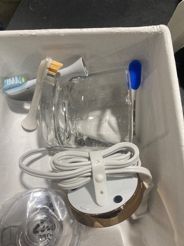 Photo 1 of Philips Sonicare DiamondClean Smart 9500 Electric Toothbrush, Sonic Toothbrush with App, Pressure Sensor, Brush Head Detection, 5 Brushing Modes and 3 Intensity Levels, Rosegold, Model HX9923/61