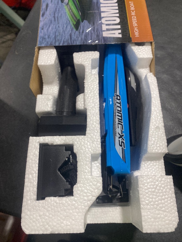 Photo 1 of volantexrc Remote Control Boats for Pools and Lakes 20+MPH AtomicXS High Speed RC Boat for Adults Toy Boat Gifts with 2 Batteries & Reverse Function (795-5 Blue)