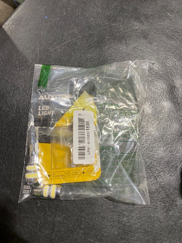 Photo 1 of AUXITO 912 921 LED Bulbs for Backup Reverse Light Bulbs, 42-SMD 400% Brighter, 6000K White, Non-polarity 906 W16W T15 921 LED Bulb Direct Back Up Parking Light Replacement Lamp, Pack of 2