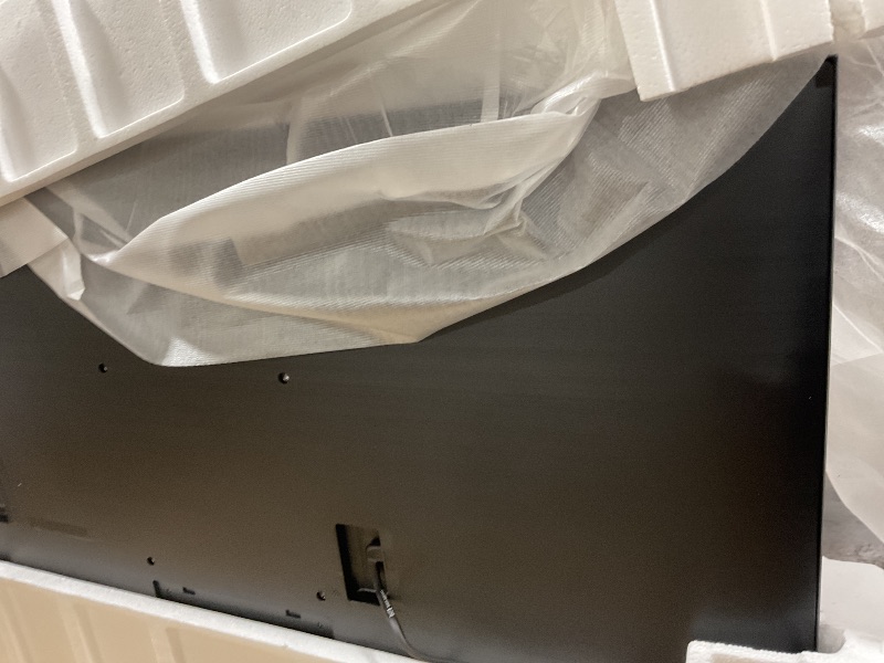 Photo 1 of Samsung 43” Smart Monitor M7 (M70F) 4K UHD Display, Samsung Vision AI, Smart TV Apps, Gaming Hub, USB-C, HDMI and USB-A, Black, LS43FM702UNXZA, 2025