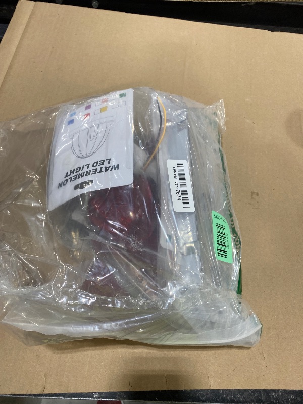 Photo 1 of motoparty 2Pcs Watermelon Lights with Stainless Steel Bracket Air Cleaner Front Marker Lights for Peterbilt 3 Radius(Red)