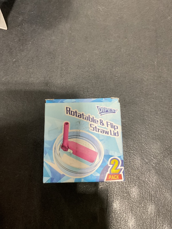 Photo 1 of rotatable & flip straw lid 