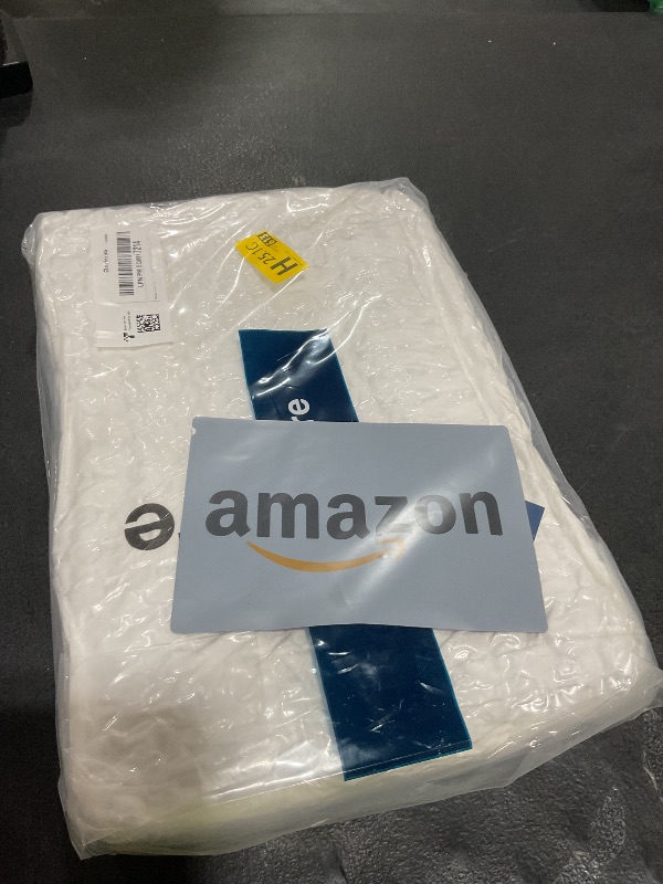 Photo 1 of Bedsure Cooling Cotton Waffle Queen Size Blanket - Lightweight Breathable Blanket of Rayon Derived from Bamboo for Hot Sleepers, Luxury Throws for Bed, Couch and Sofa, White, 90x90 Inches