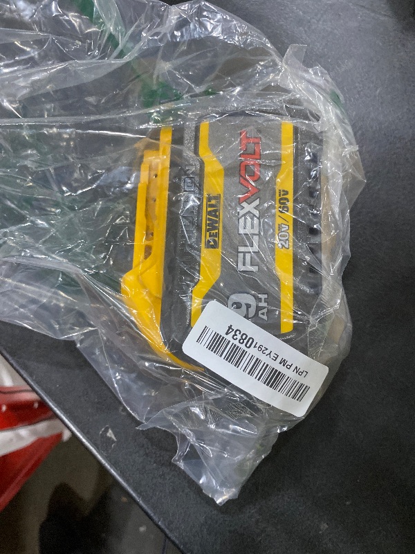 Photo 1 of DEWALT DCB609Y 20V/60V Max* Flexvolt Lithium 9.0Ah Battery,