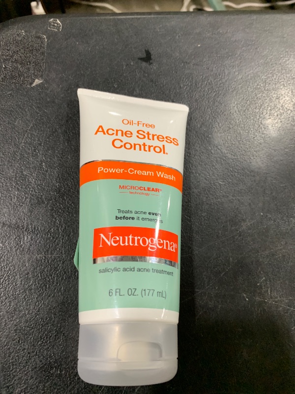 Photo 1 of Neutrogena Oil-Free Acne Stress Control Power-Cream Face Wash with 2% Salicylic Acid Acne Treatment Medication, Soothing Daily Acne Facial Cleanser for Acne-Prone Skin Care, 6 fl. oz, 3 Pack