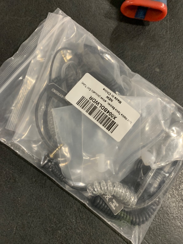 Photo 1 of 3 Pack Radio Earpiece with Mic for Motorola Talkabout T600 T800 T460 T470 T475, Surveillance Earpiece with in-line Microphone and PTT for Talkabout Walkie Talkies Two-Way Radios