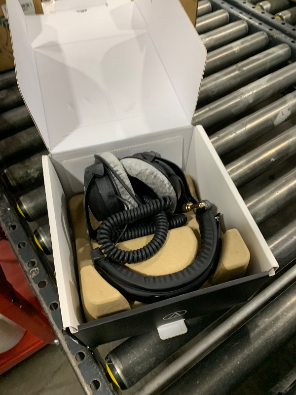 Photo 1 of Audio-Technica ATH-M50x Professional Studio Monitor Headphones, Black