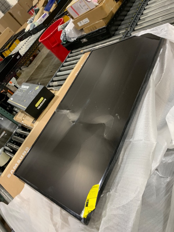 Photo 1 of Samsung 43-Inch Class The Frame LS03F 4K QLED Smart TV (2025 Model) Slim Fit Wall Mount, Modern Frame Design, NQ4 AI Gen2 Processor, Art Mode, Artful Picture Quality, Samsung Vision AI, Alexa Built-in