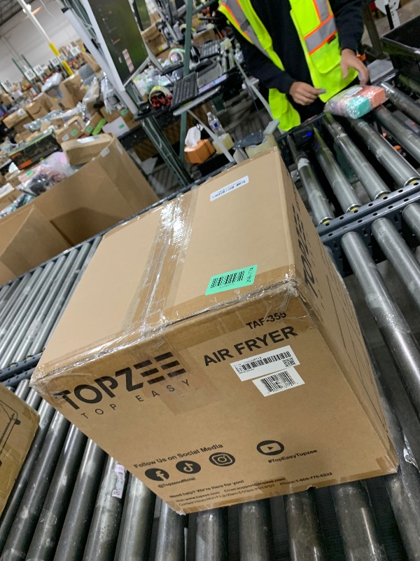 Photo 1 of TOPZEE Air Fryer 12-in-1 with 5.5 QT Large Capacity, Compact Air Fryer, 100-400? Precise Heat, 360°Hot Air Circulation, 95% Less Oil, Bake, Dry, Reheat, Frozen, Broil, Proof, Black