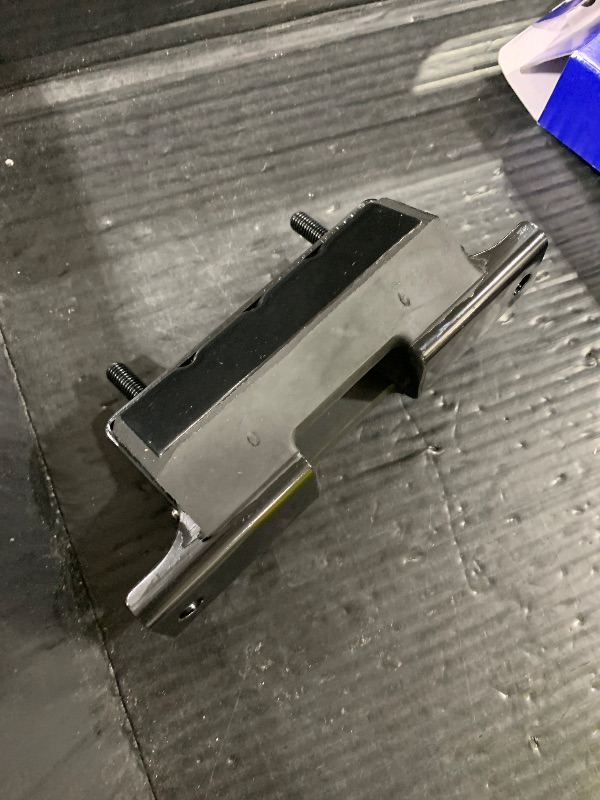 Photo 1 of GM Genuine Parts 23242576 Automatic Transmission Mount