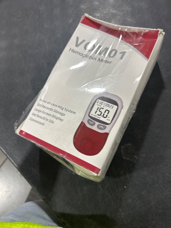 Photo 1 of TREEHOUSE LAB Hemoglobin Test Kits with 100 Hemoglobin Test Strips, Hemoglobin Test Meter for Home Use, Hemoglobin Tester at Home, Easy to Use and Read.