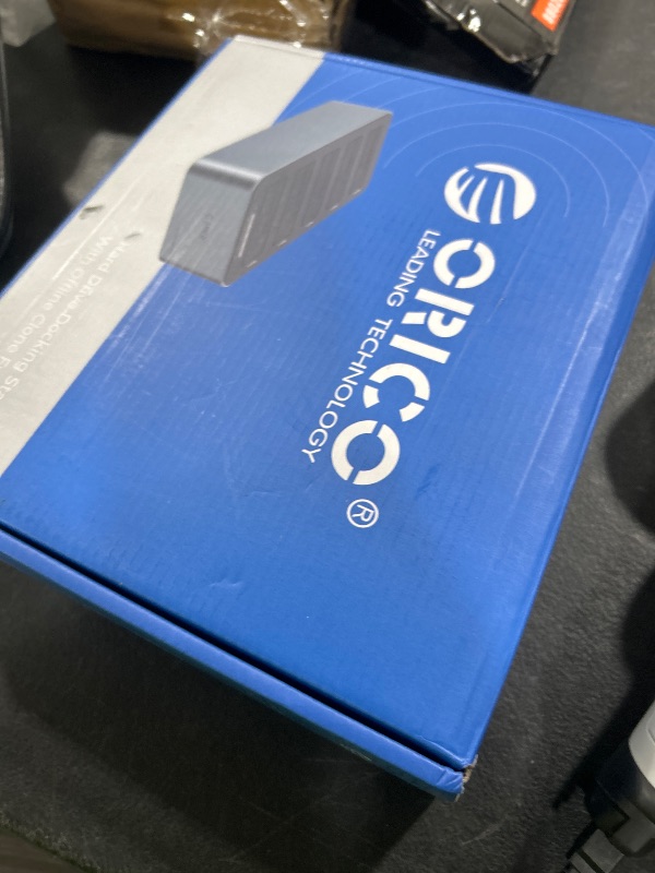 Photo 1 of ORICO USB C 5 Bay Hard Drive Cloner/Duplicate Hard Drive Docking Station Aluminum USB 3.2 Gen 1 for 2.5''/3.5'' SSD HDD Up to 20TB-6656C3