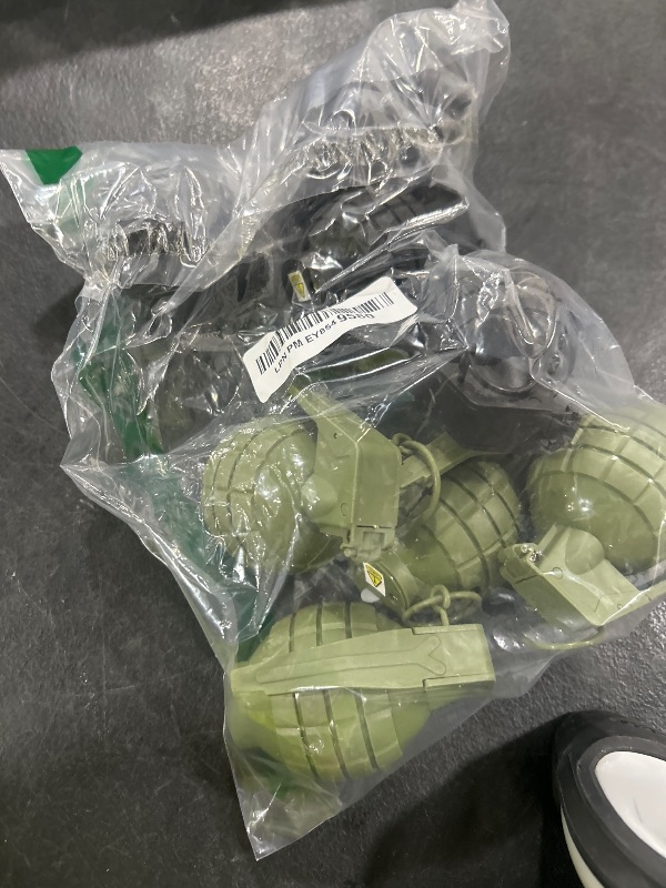 Photo 1 of Sratte 8 Pcs Plastic Hand Grenades with Realistic Sound Effects and Flashing Light, Fake Toy Grenades Military Toys for Army Role Play Prop (Black,Green)