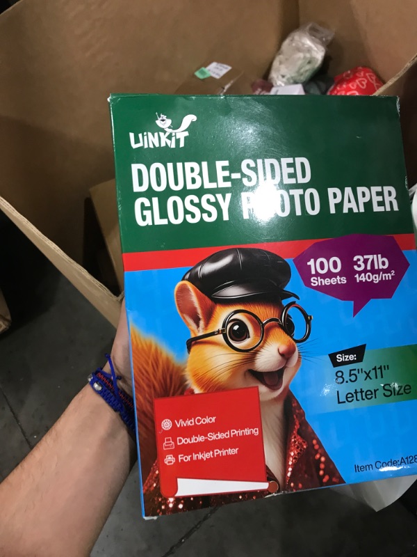 Photo 1 of Uinkit Brochure Paper Glossy Double Sided 8.5x11 Inkjet 37lb 140gsm Dye ink Thin Photo Picture Flyer Calendar Magazine CD Cover letter (100, 8.5x11-glossy)