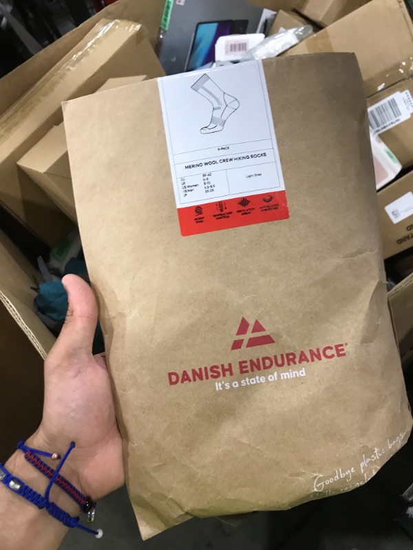 Photo 1 of DANISH ENDURANCE Hiking Socks Women & For Men, Merino Wool Socks, Crew Mens, Womens Moisture Wicking, Work, Calcetines para Hombre