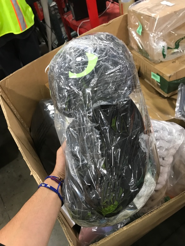 Photo 1 of Franco Bedding Super Soft Plush, Standard, How To Train Your Dragon Toothless