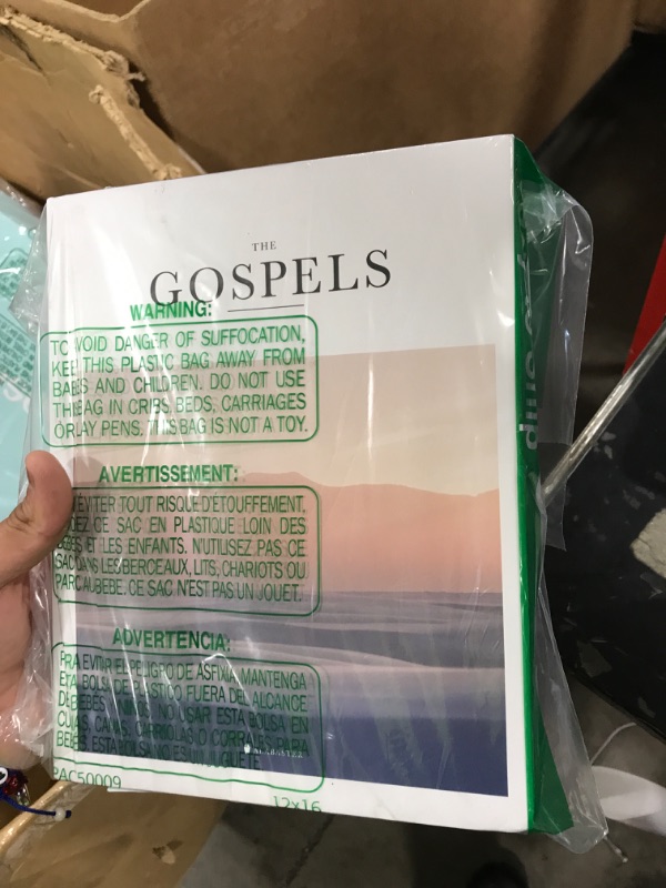Photo 1 of The Gospels (HC,NIV)