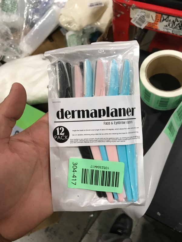 Photo 1 of WANGFXWA Dermaplane Razor For Women Men Eyebrow Razors Dermaplaning Tool For Face Shaver Home Hair Beauty blade Trimmer Microblades Peach Fuzz Remover micro dermabrasion facial tool 12pcs
