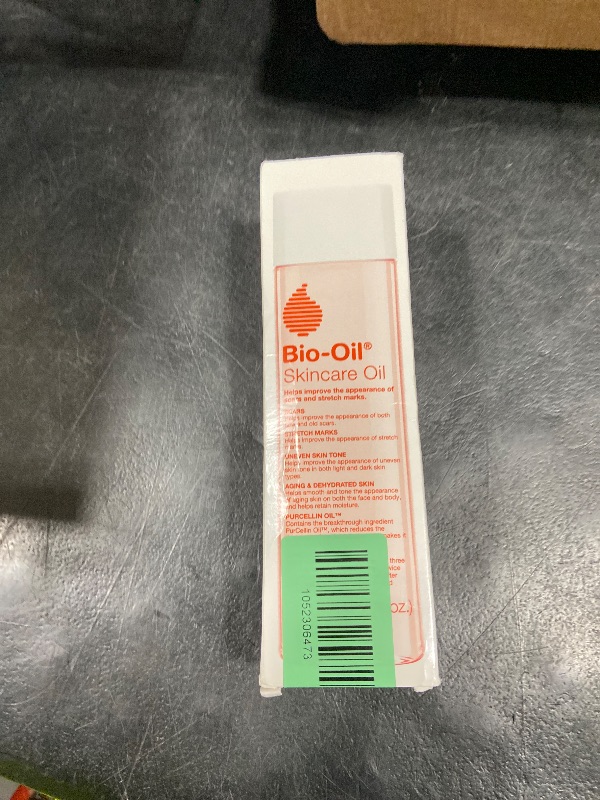 Photo 1 of Bio-Oil Skincare Body Oil Serum, Face and Body Moisturizer with Vitamin E & A, for Scars, Stretch Marks, Sensitive Skin, All Skin Types, Dermatologist Recommended, Non-Comedogenic, 6.7 Oz