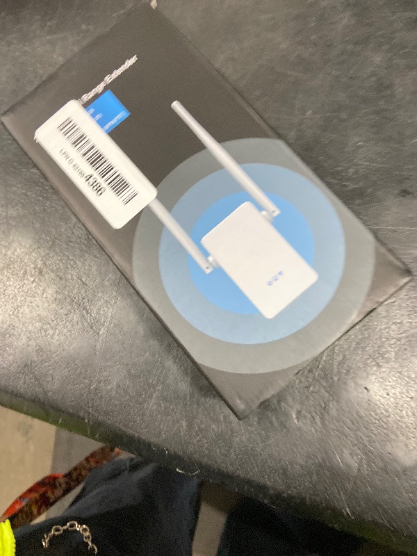 Photo 1 of 2025 WiFi Repeater