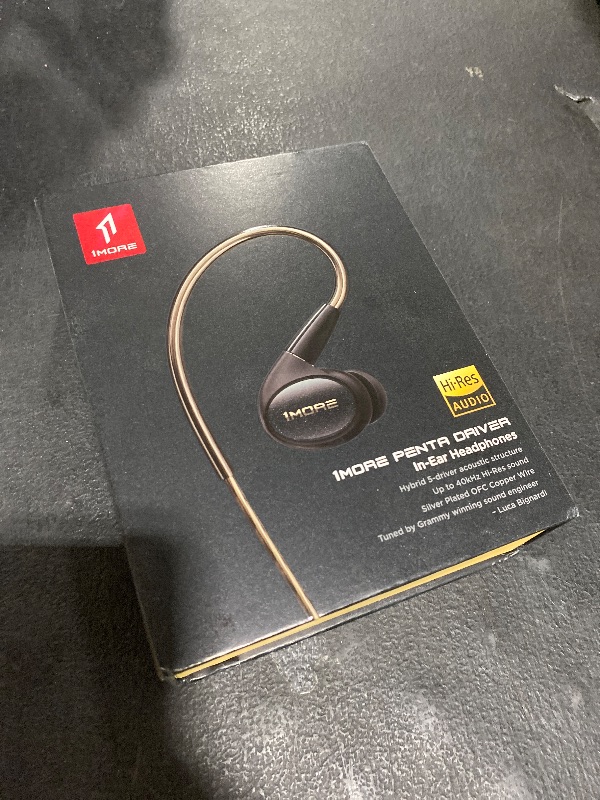 Photo 1 of 1MORE Penta Driver Wired in-Ear Earphones, Hi-Res Certified Hybrid Multi-Driver Headphones with HiFi Sound, Detachable MMCX Connector, MEMS Mic and 3-in-1 Control, for Smartphones, PC, Tablet