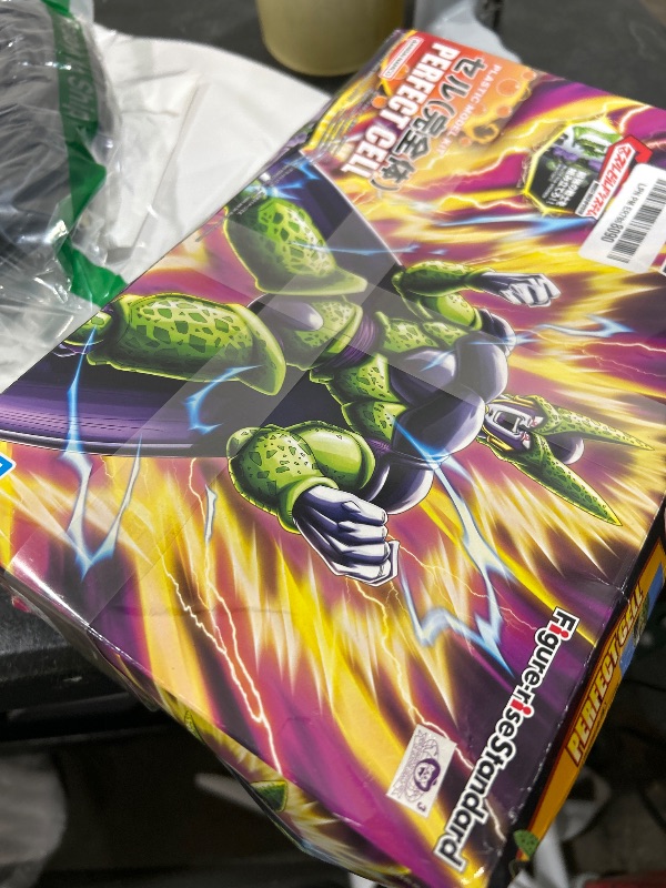 Photo 1 of Bandai Hobby Figure-Rise Standard Perfect Cell (New Pkg Ver.) Dragon Ball Z