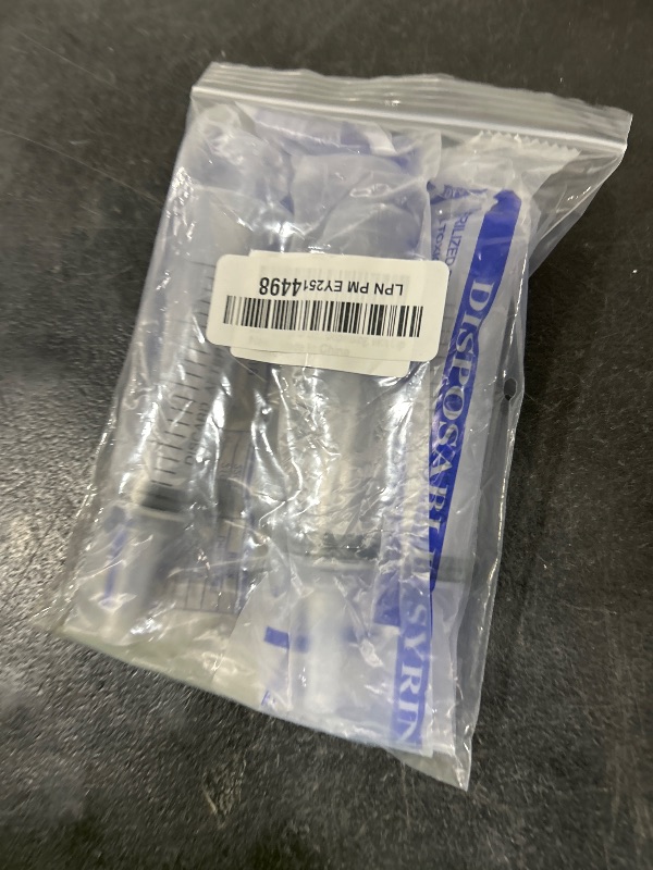 Photo 1 of 20ml Syringe for Liquid, Oral, Scientific Labs, Measurement, Dispensing, with Cap- 3 Pack 20ml Syringes