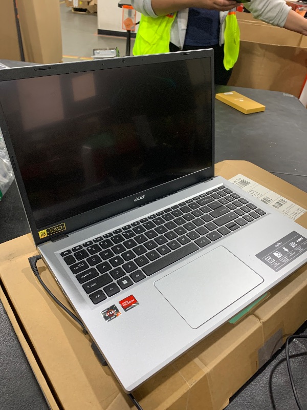 Photo 1 of Acer Aspire 3 A315-24PT-R8CY Slim Laptop | 15.6" Full HD IPS Touch Display | AMD Ryzen 5 7520U Quad-Core Processor | AMD Radeon Graphics | 8GB LPDDR5 | 512GB NVMe SSD | Wi-Fi 5 | Windows 11 Home