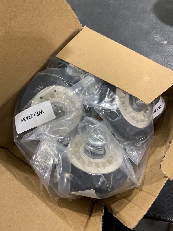Photo 1 of 4 wheels