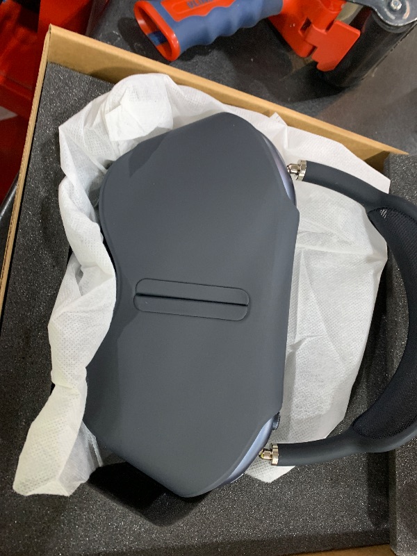 Photo 1 of Apple AirPods Max - Midnight (Renewed)