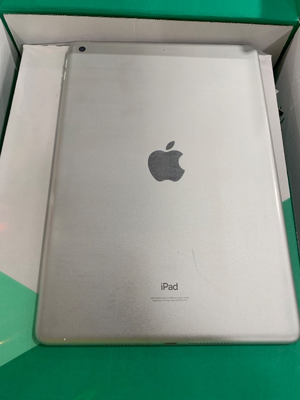Photo 1 of Apple 2021 iPad (10.2 inch, Wi-Fi, 64GB) - Silver (Renewed Premium)