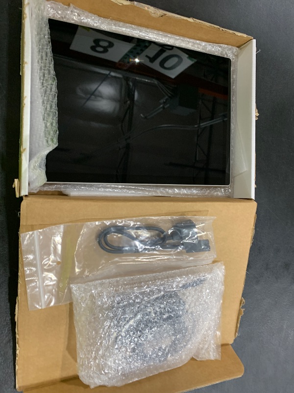 Photo 1 of Microsoft Surface Pro 6 Intel Core i5 8th Gen 8350U 8 GB Memory 256 GB SSD