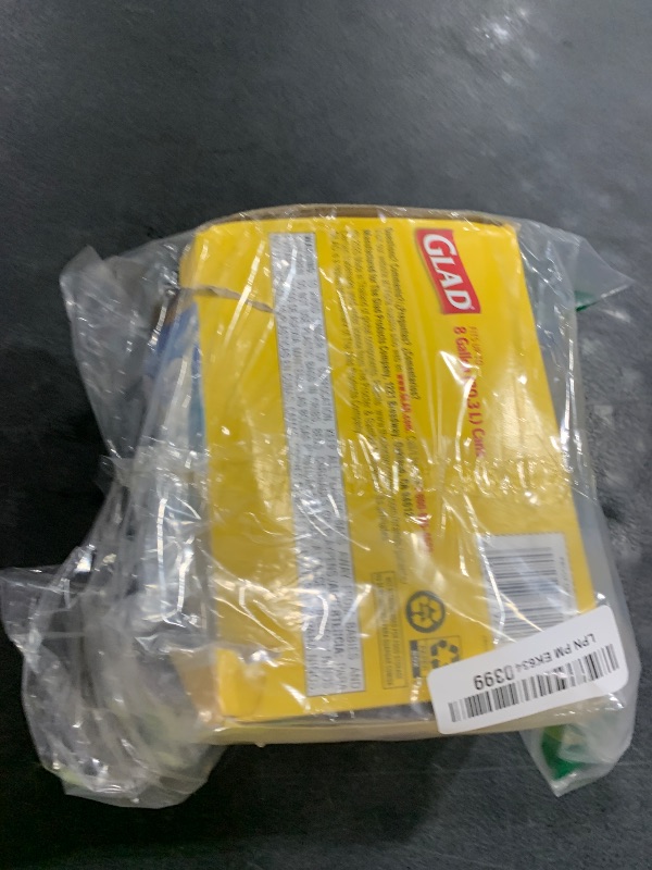 Photo 1 of Glad Medium Trash Bags, 8 Gallon, Febreze Fresh Clean Garbage Bags, With Odor Control and Drawstring, 80 Count