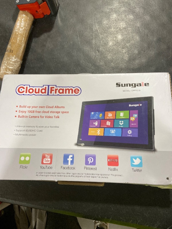 Photo 1 of cloud frame sungale cpf1518