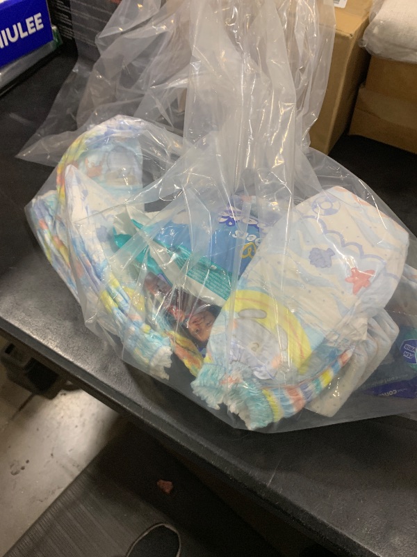 Photo 1 of Pampers Swim Diapers - Splashers - Size 2-3, 20 Count, Gap-Free Disposable Baby Swimming Pants
