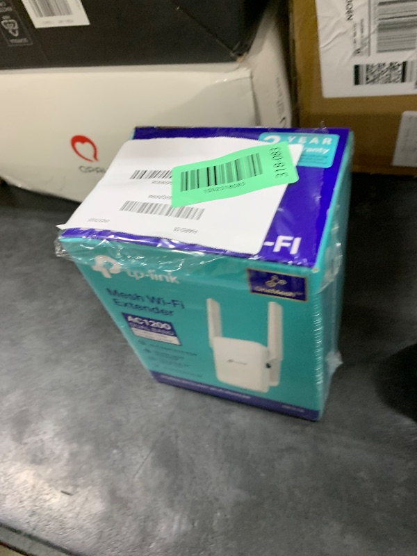 Photo 1 of TP-Link AC1200 WiFi Extender, 2025 Wirecutter Best WiFi Extender, 1.2Gbps Home Signal Booster, Dual Band 5GHz/2.4GHz, Up to 1600 Sq.ft and 32 Devices, EasyMesh Compatible, One Ethernet Port (RE315)